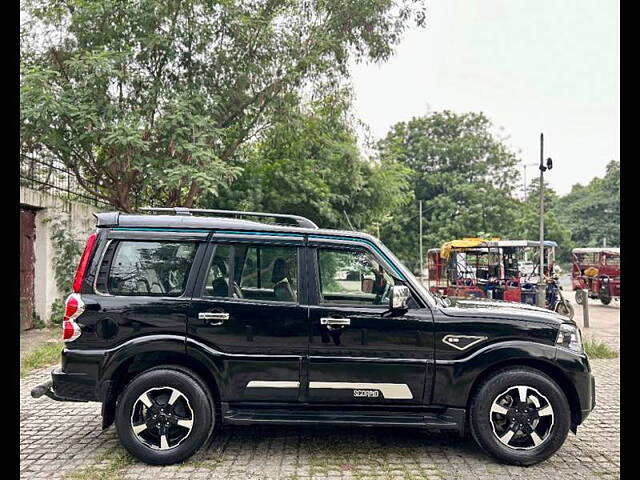 Used Mahindra Scorpio S11 MT 7S CC in Delhi