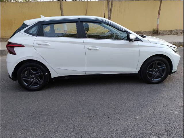 Used Hyundai i20 [2020-2023] Sportz 1.2 MT [2020-2023] in Delhi