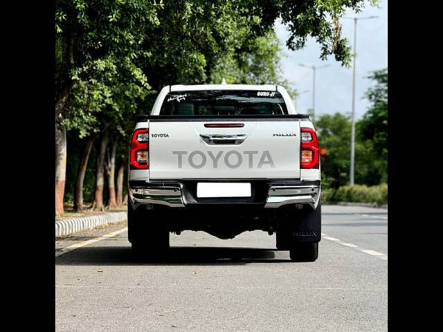 Used Toyota Hilux High 4X4 MT in Delhi