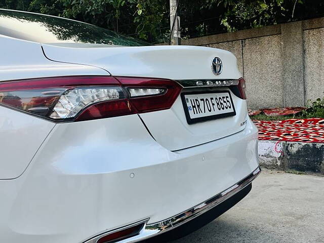 Used Toyota Camry Hybrid in Delhi