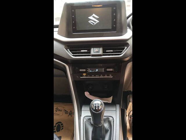 Used Maruti Suzuki Brezza VXi in Delhi