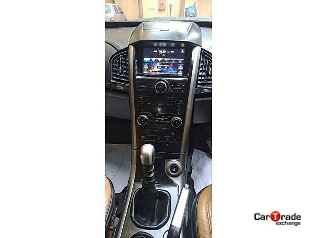 Used Mahindra XUV500 W11 in Nashik