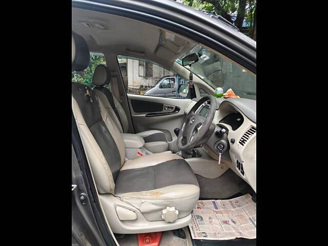 Used Toyota Innova [2013-2014] 2.5 ZX 7 STR BS-III in Mumbai