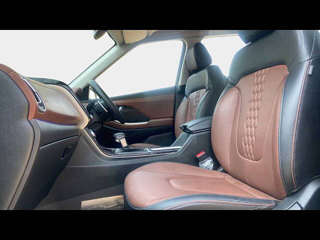 Used Hyundai Alcazar [2021-2023] Signature (O) 7 Seater 2.0 Petrol AT in Bangalore