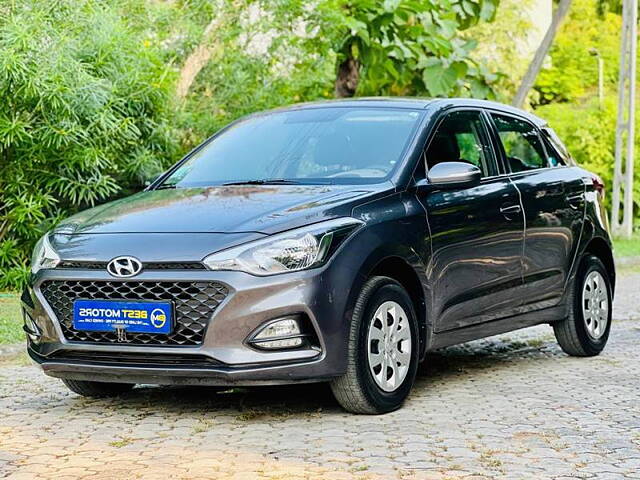 Used Hyundai Elite i20 [2018-2019] Sportz 1.2 in Ahmedabad