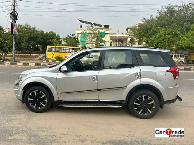 Used Mahindra XUV500 W11 in Jaipur