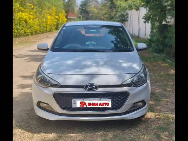 Used 2014 Hyundai i20 in Ahmedabad