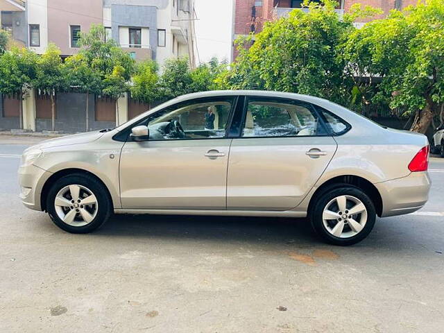 Used Skoda Rapid [2014-2015] 1.5 TDI CR Ambition AT in Ahmedabad