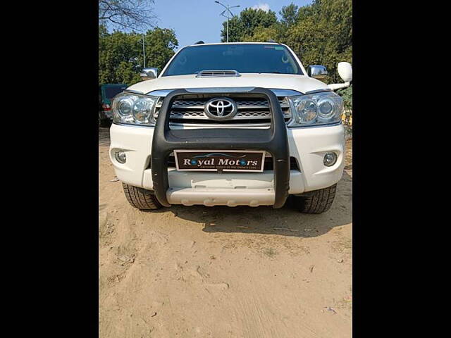 Used 2010 Toyota Fortuner in Allahabad