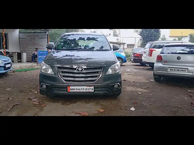 Used 2012 Toyota Innova in Nashik