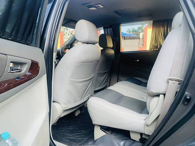 Used Toyota Innova [2012-2013] 2.5 VX 8 STR BS-IV in Mumbai