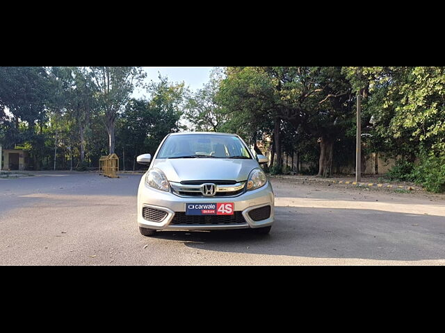 Used 2016 Honda Amaze in Delhi