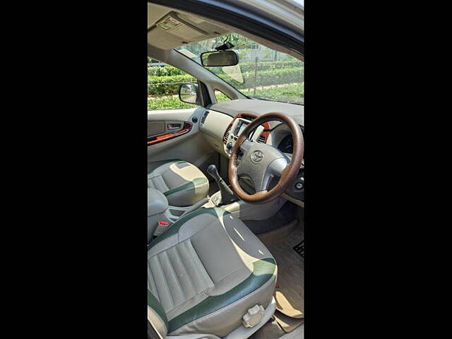 Used Toyota Innova [2013-2014] 2.5 GX 7 STR BS-III in Chandigarh