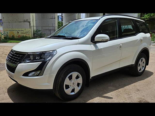 Used Mahindra XUV500 W7 AT [2018-2020] in Pune