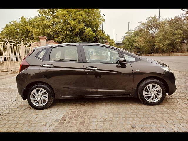 Used Honda Jazz [2015-2018] V Petrol in Delhi