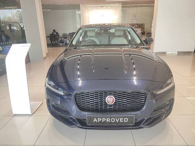 Used Jaguar XE SE in Gurgaon