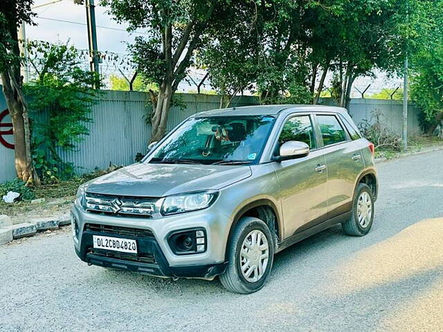 Used Maruti Suzuki Brezza LXi in Delhi