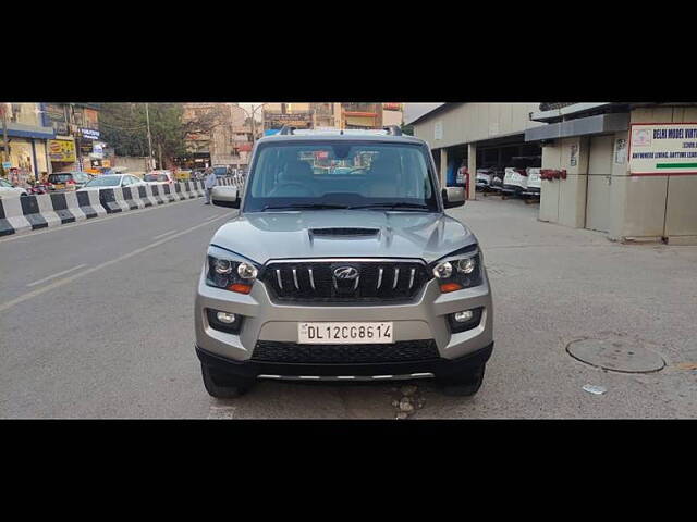 Used Mahindra Scorpio [2014-2017] S10 AT in Delhi