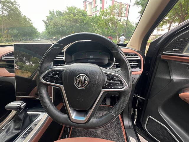 Used MG Hector Plus Sharp Pro 1.5 Turbo Petrol CVT 6 STR [2023] in Delhi