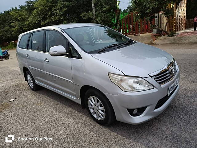 Used Toyota Innova [2005-2009] 2.5 V 7 STR in Hyderabad