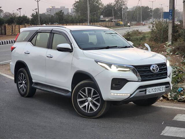 Used Toyota Fortuner [2016-2021] 2.7 4x2 AT [2016-2020] in Ahmedabad