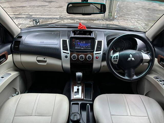 Used Mitsubishi Pajero Sport 2.5 AT in Mumbai