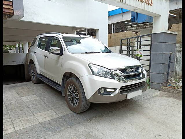 Used Isuzu MU-X [2017-2018] 4x2 in Hyderabad