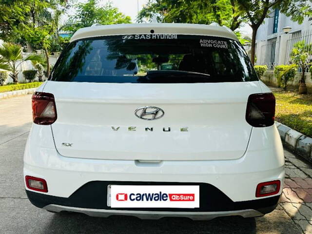 Used Hyundai Venue [2019-2022] SX 1.5 CRDi Dual Tone [2020-2020] in Lucknow