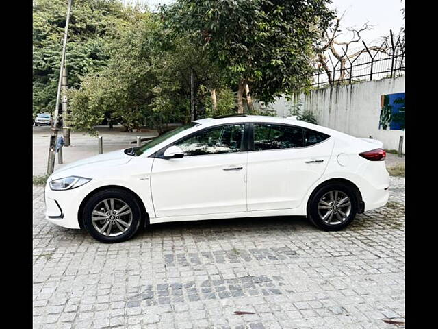 Used Hyundai Elantra SX (O) 2.0 AT in Delhi