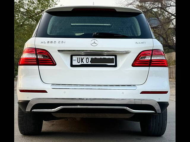 Used Mercedes-Benz M-Class ML 250 CDI in Delhi