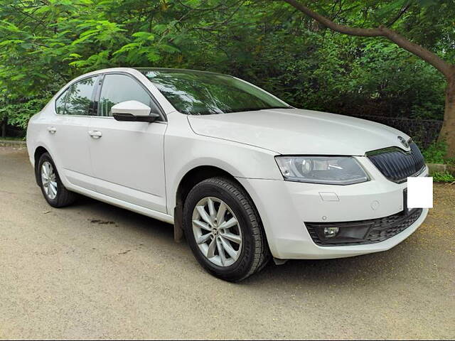 Used Skoda Octavia [2017-2021] 2.0 TDI CR Style Plus AT [2017] in Nashik