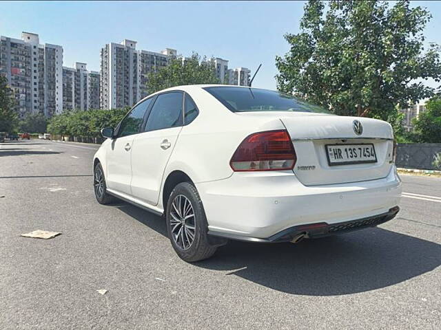 Used Volkswagen Vento [2014-2015] Highline Petrol AT in Noida