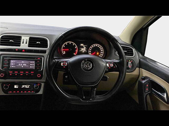 Used Volkswagen Polo [2012-2014] Highline1.2L (P) in Mumbai