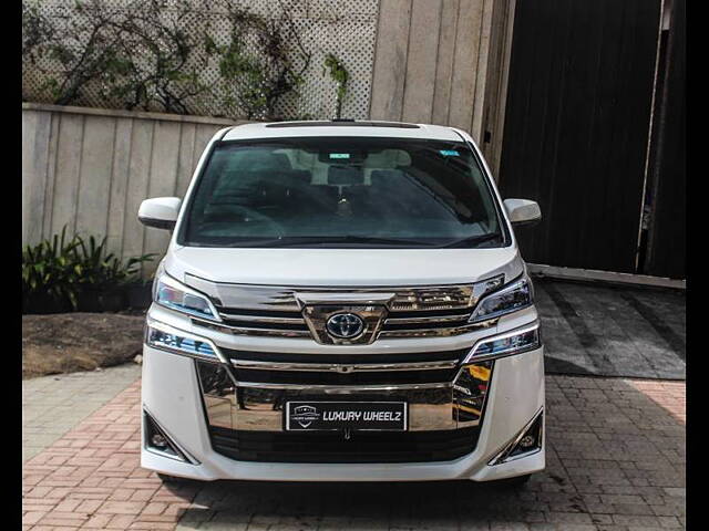 Used 2022 Toyota Vellfire in Mumbai