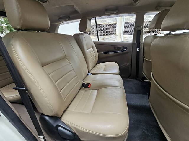 Used Toyota Innova [2012-2013] 2.5 GX 8 STR BS-III in Pune