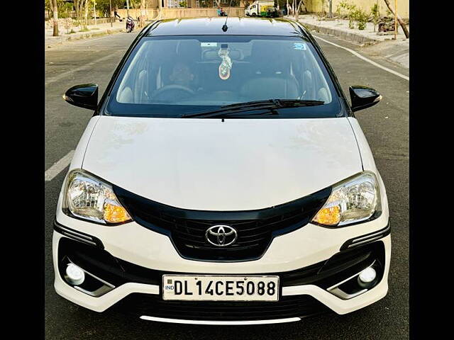 Used Toyota Etios Liva V Dual Tone in Delhi