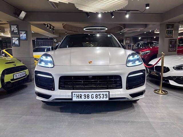 Used 2022 Porsche Cayenne Coupe in Delhi