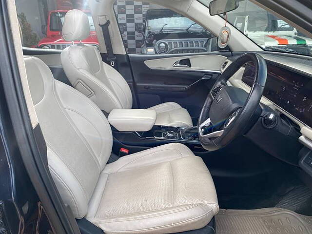 Used Mahindra XUV700 AX 7 Petrol AT 7 STR [2021] in Guwahati