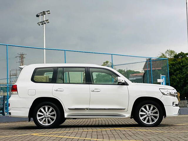 Used Toyota Land Cruiser [2011-2015] LC 200 VX in Kochi