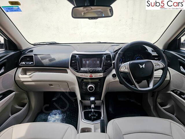 Used Mahindra XUV300 [2019-2024] W8 (O) 1.2 Petrol AMT in Hyderabad