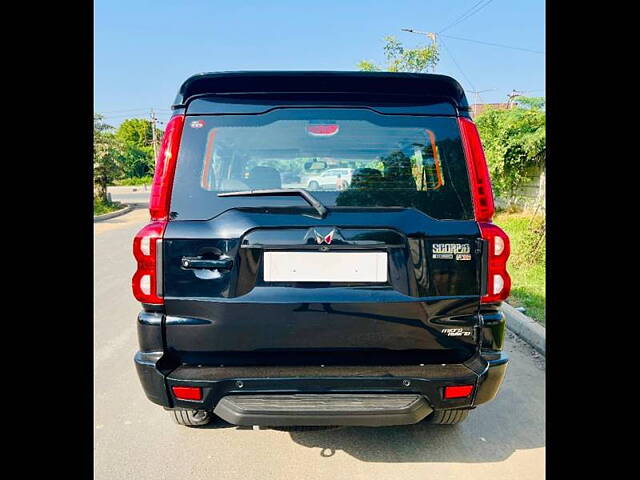 Used Mahindra Scorpio S MT 7STR in Ahmedabad