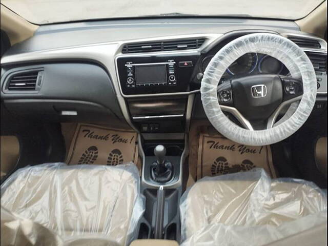 Used Honda City 4th Generation V Petrol [2017-2019] in Delhi