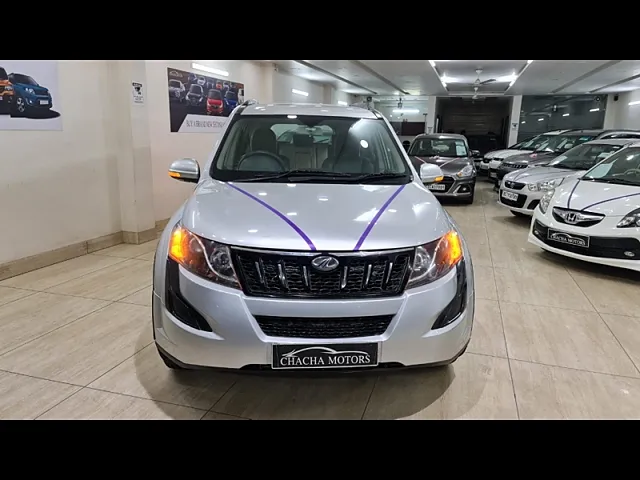 Used 2015 Mahindra XUV500 in Delhi