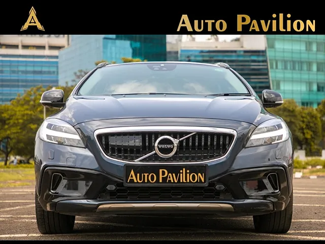 Used 2018 Volvo V40 Cross Country in Mumbai