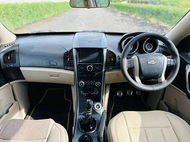 Used Mahindra XUV500 [2015-2018] W10 AWD in Surat