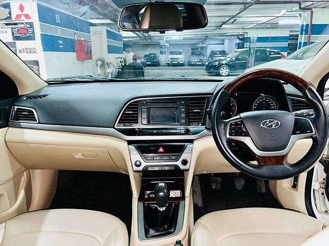 Used Hyundai Elantra [2016-2019] 2.0 SX MT in Mumbai