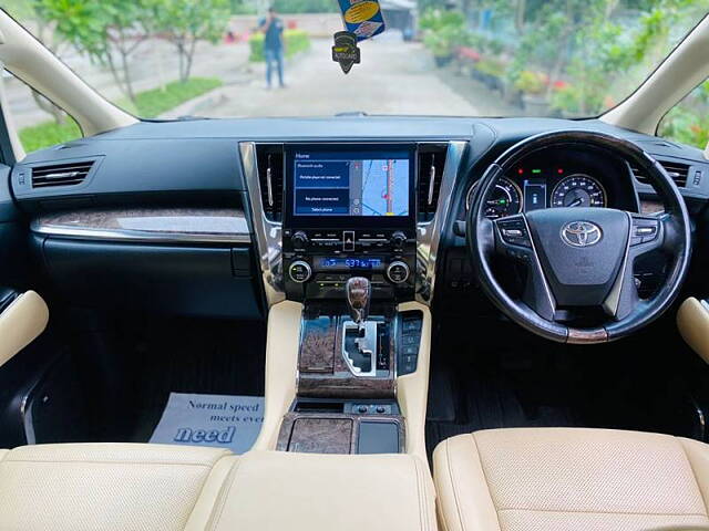 Used Toyota Vellfire [2020-2023] Hybrid in Ahmedabad