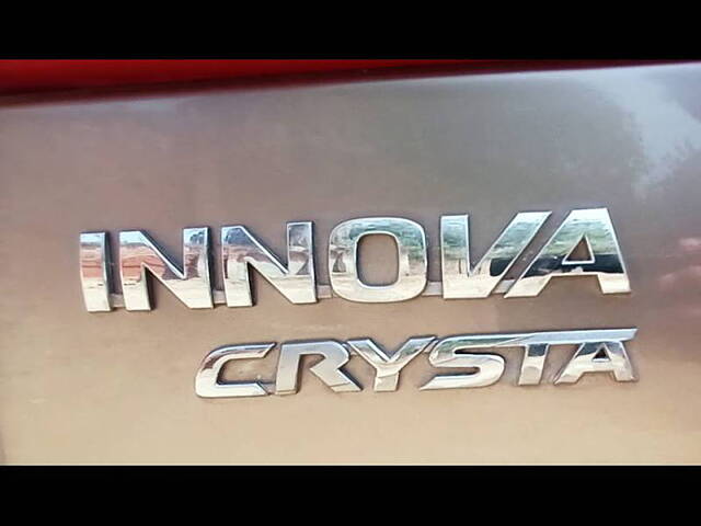 Used Toyota Innova Crysta [2016-2020] 2.4 V Diesel in Kanpur