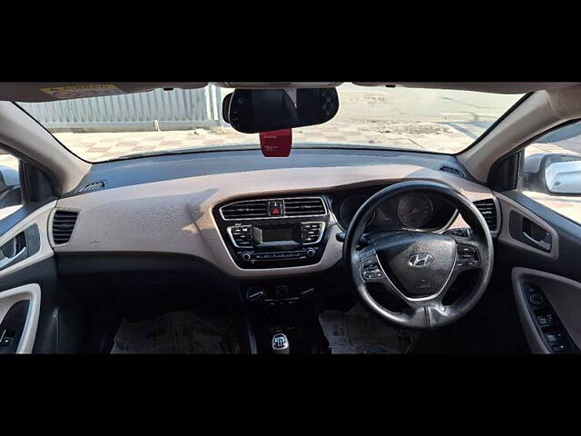 Used Hyundai Elite i20 [2018-2019] Sportz 1.4 CRDi in Dehradun