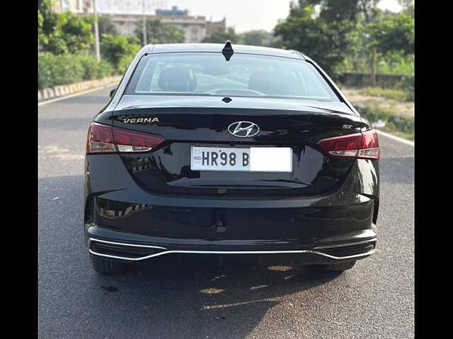 Used Hyundai Verna [2020-2023] SX (O) 1.5 CRDi AT in Delhi